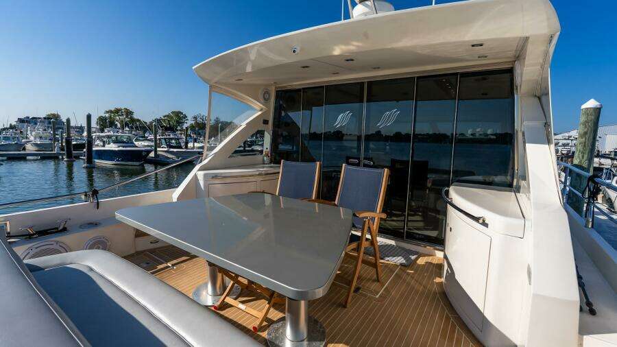 Balliamo 55ft Uniesse Yacht For Sale