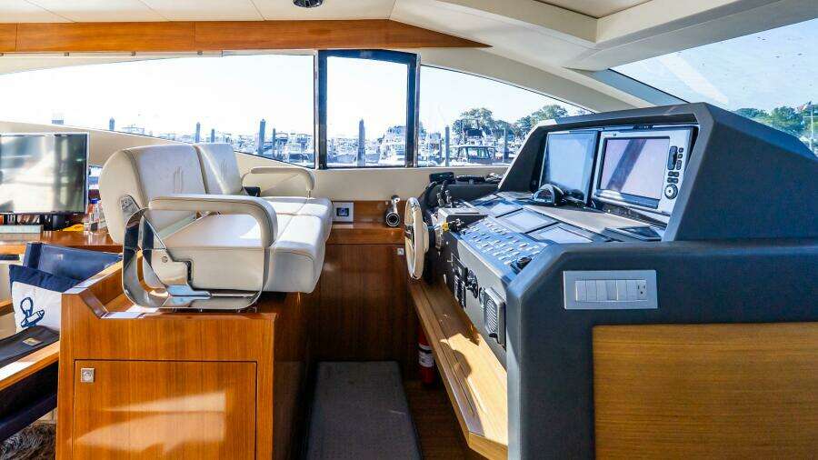 Balliamo 55ft Uniesse Yacht For Sale