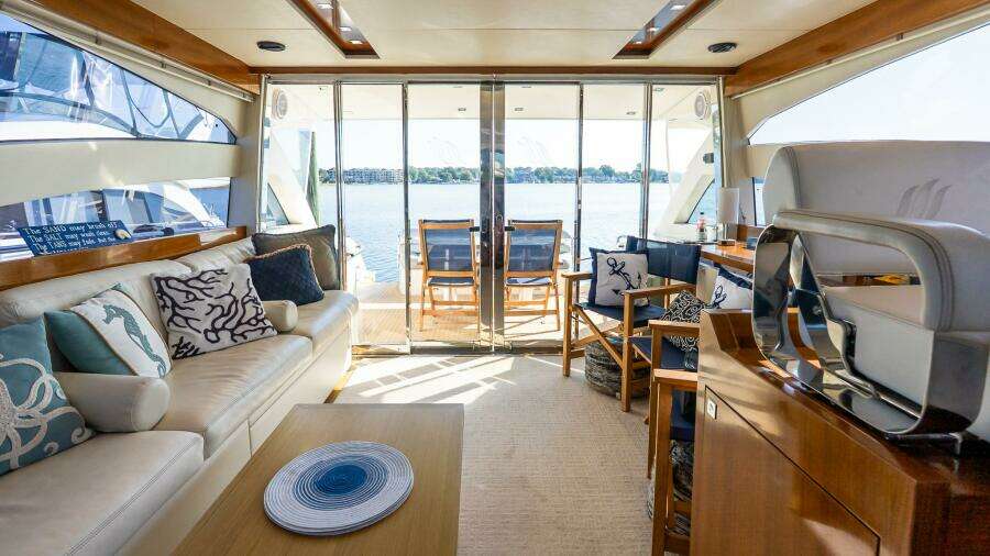 Balliamo 55ft Uniesse Yacht For Sale