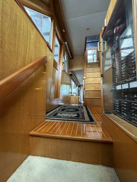 The Dude 48ft Ocean Alexander Yacht For Sale