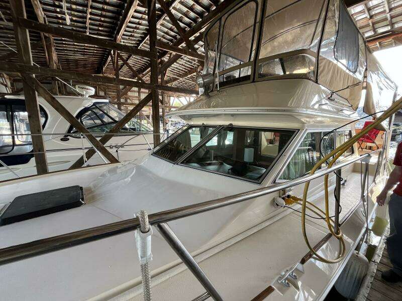 35ft Sea Ray Yacht For Sale
