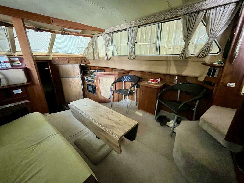 35ft Sea Ray Yacht For Sale