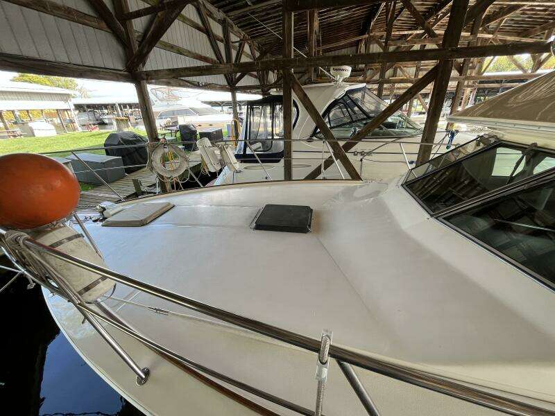 35ft Sea Ray Yacht For Sale