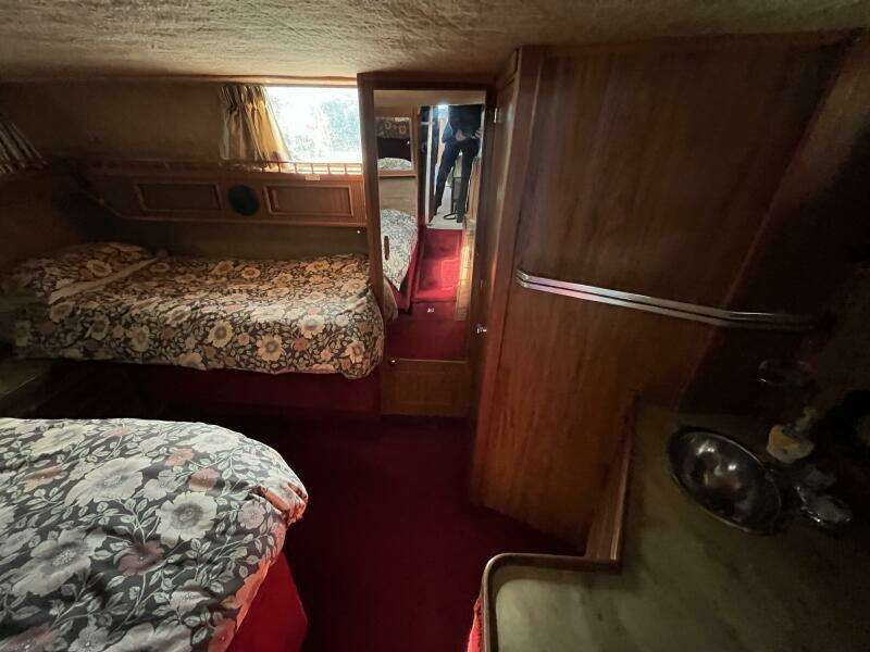 35ft Sea Ray Yacht For Sale