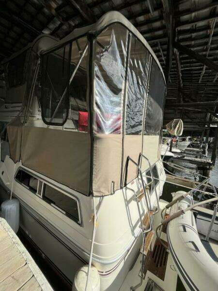 35ft Sea Ray Yacht For Sale