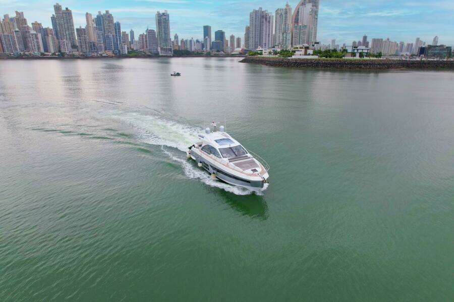 60ft Azimut Yacht For Sale