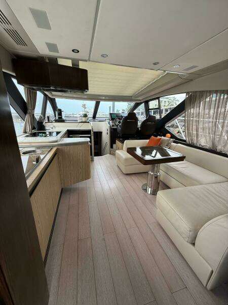 60ft Azimut Yacht For Sale