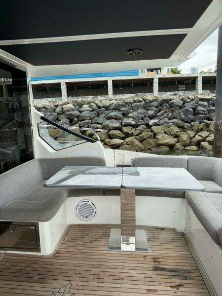60ft Azimut Yacht For Sale