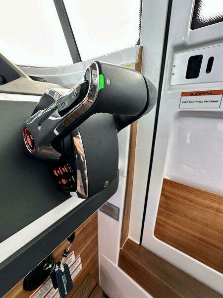 28ft Axopar Yacht For Sale