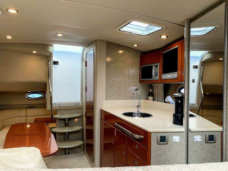 31ft Formula Yacht For Sale