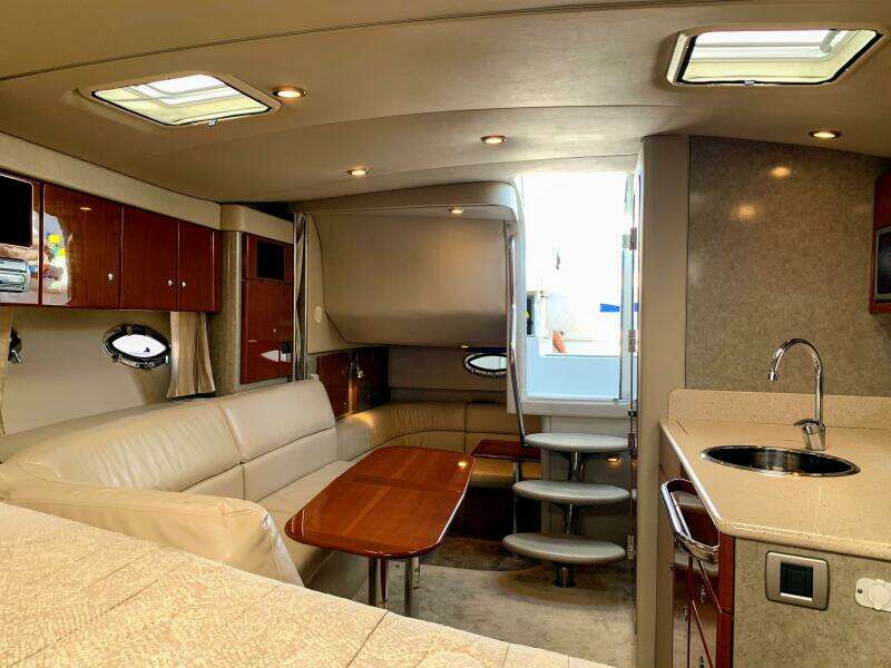 31ft Formula Yacht For Sale