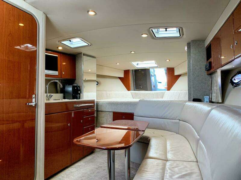 31ft Formula Yacht For Sale