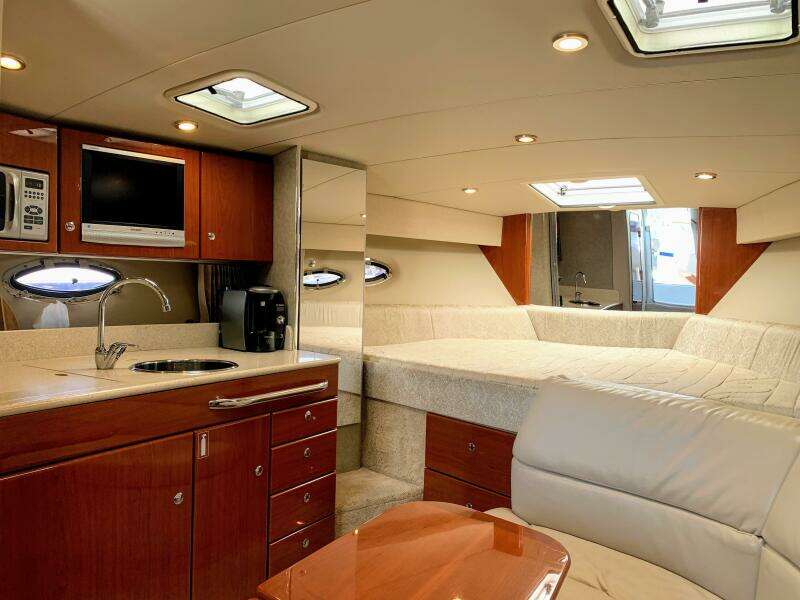 31ft Formula Yacht For Sale