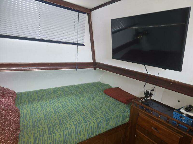 34ft Marine Trader Yacht For Sale