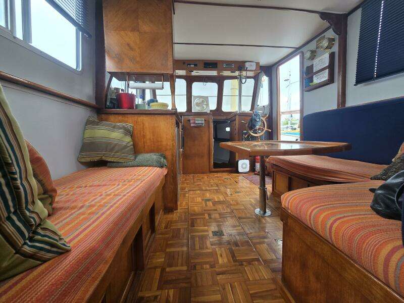 34ft Marine Trader Yacht For Sale