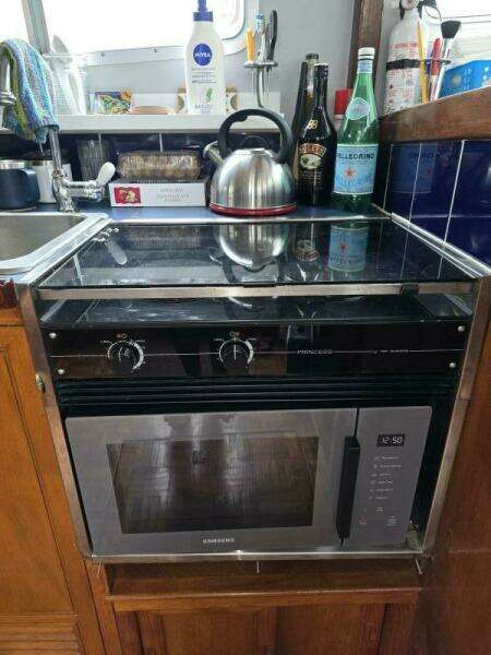 34ft Marine Trader Yacht For Sale