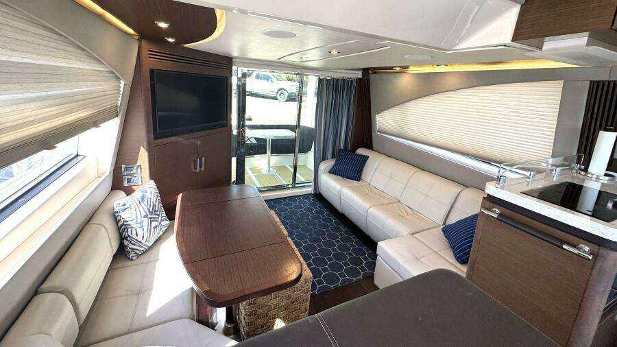 Sea Ray 510 Fly 'Bateau d’Amis' - Salon