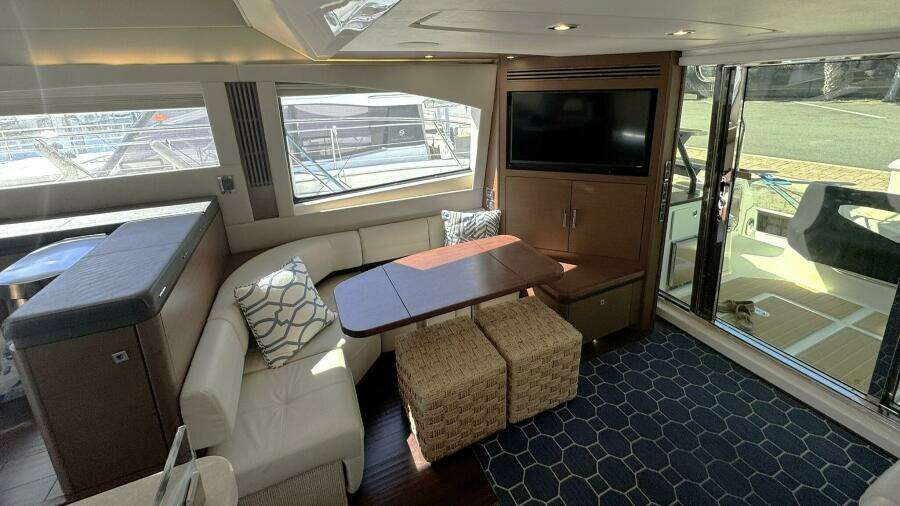 Sea Ray 510 Fly 'Bateau d’Amis' - Salon