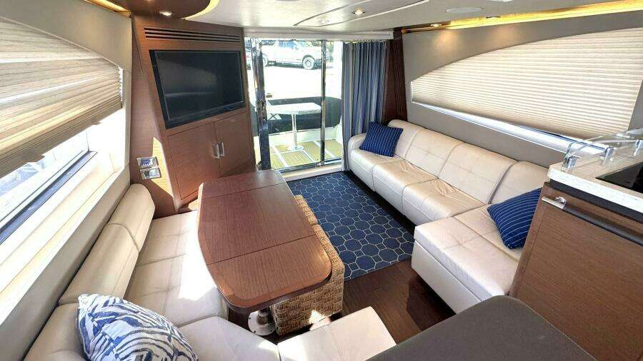 2016 Sea Ray 510 Fly 'Bateau d’Amis' - Salon