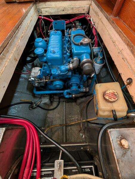 Outrageous 43ft Mason Yacht For Sale