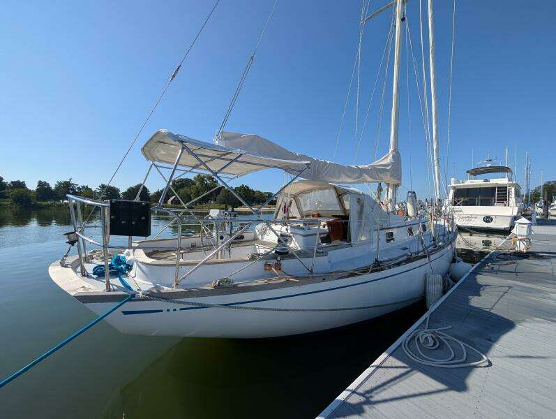 Outrageous 43ft Mason Yacht For Sale