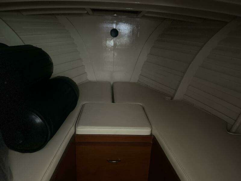 30ft Prowler Yacht For Sale