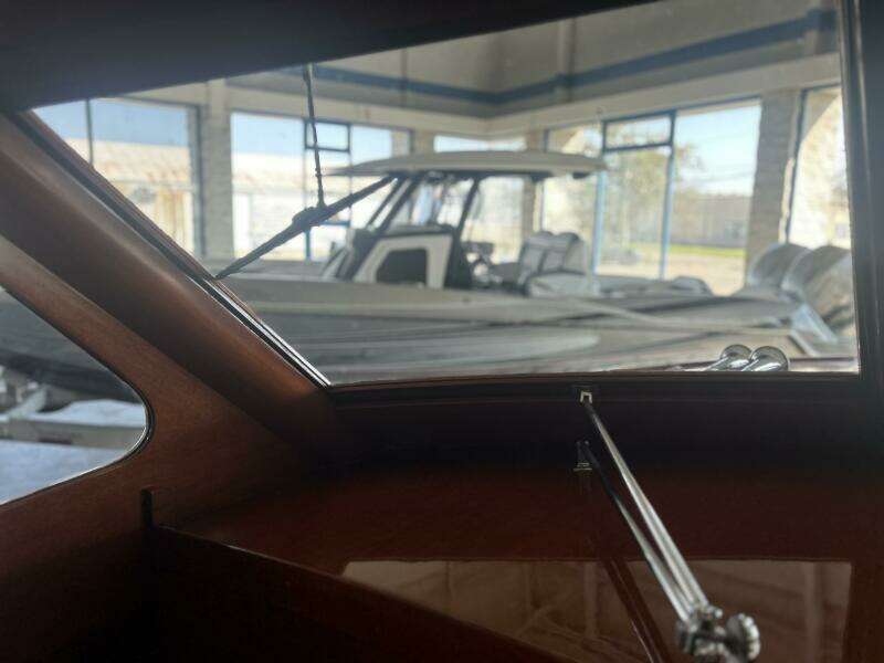 30ft Prowler Yacht For Sale