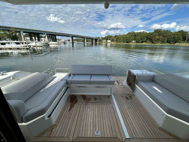 52ft Sea Ray Yacht For Sale