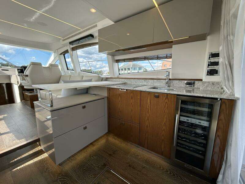 52ft Sea Ray Yacht For Sale