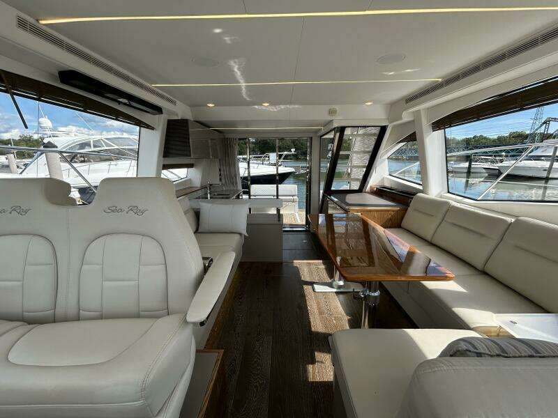 52ft Sea Ray Yacht For Sale