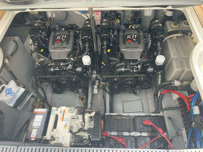 30ft Sea Ray Yacht For Sale