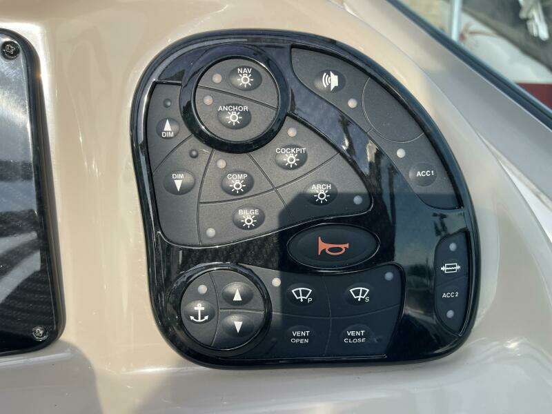 30ft Sea Ray Yacht For Sale