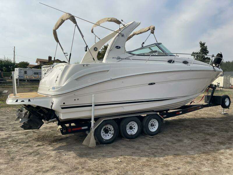 30ft Sea Ray Yacht For Sale