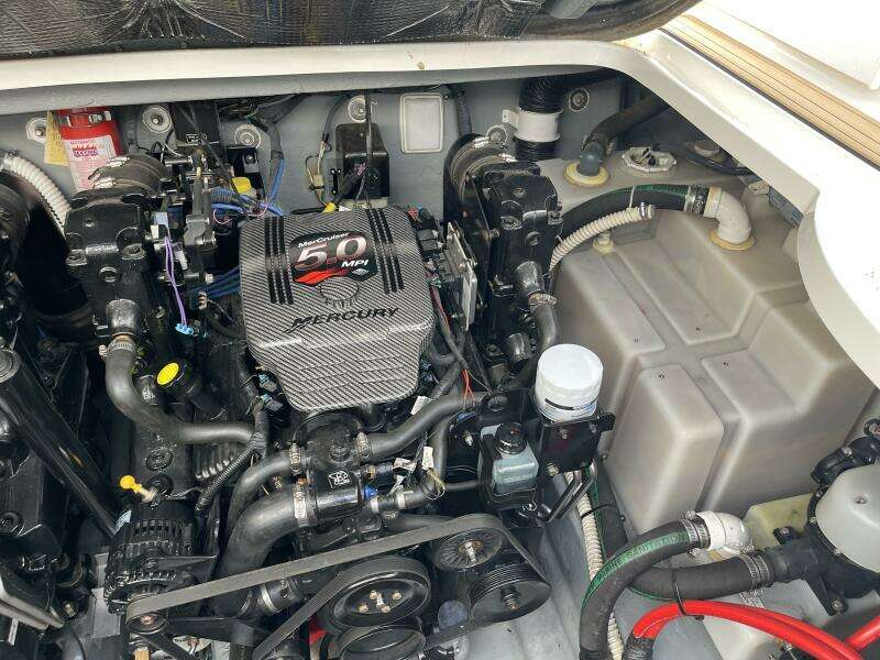 30ft Sea Ray Yacht For Sale