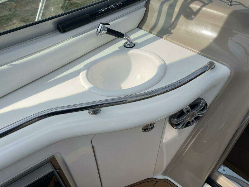 30ft Sea Ray Yacht For Sale