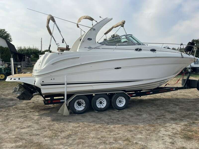 30ft Sea Ray Yacht For Sale