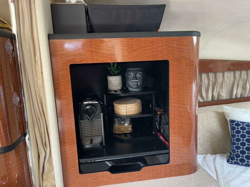 30ft Sea Ray Yacht For Sale