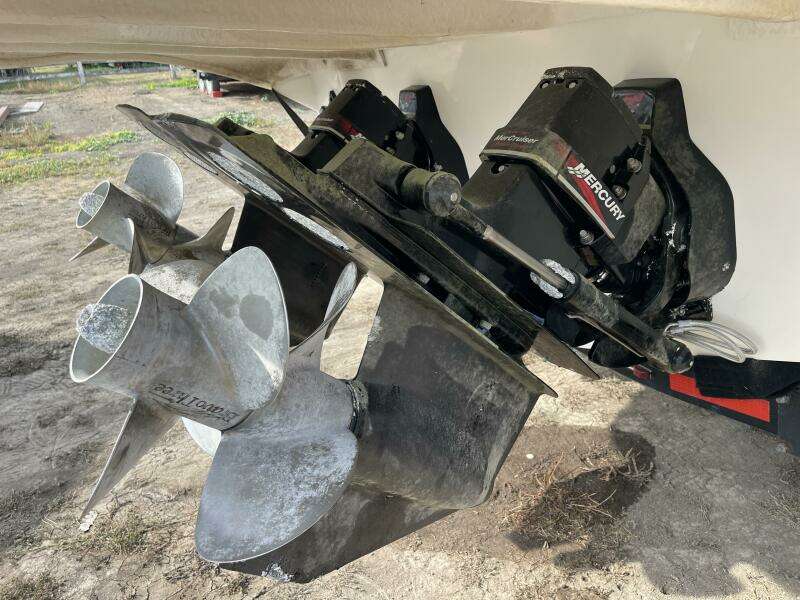 30ft Sea Ray Yacht For Sale