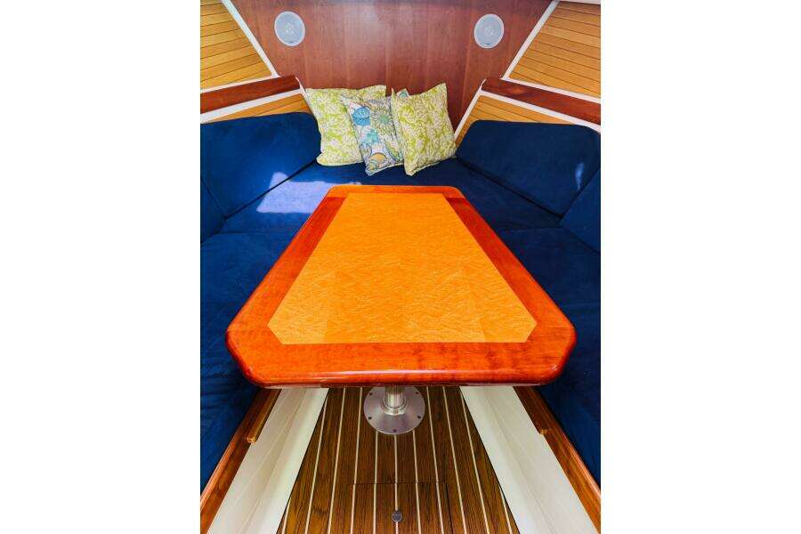 Chance 29ft Back Cove Yacht For Sale