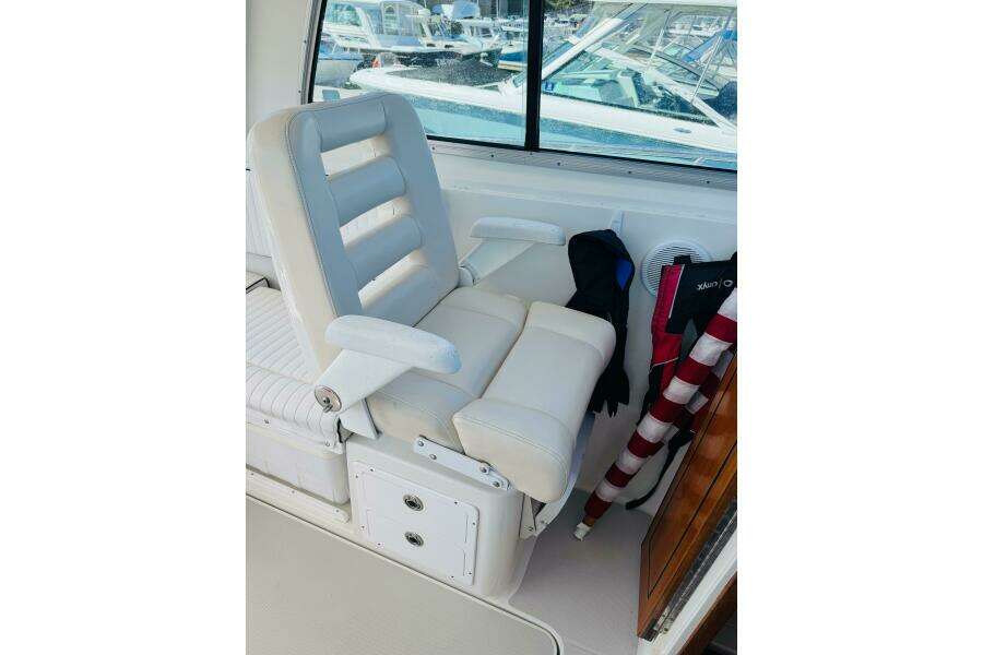 Chance 29ft Back Cove Yacht For Sale