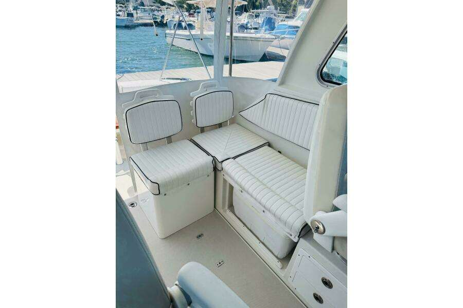Chance 29ft Back Cove Yacht For Sale