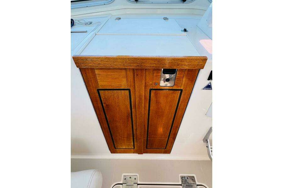Chance 29ft Back Cove Yacht For Sale