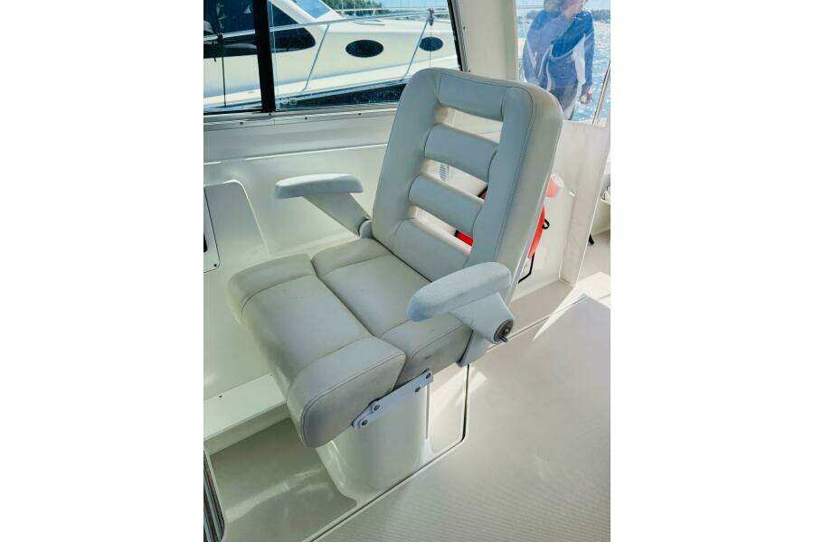 Chance 29ft Back Cove Yacht For Sale