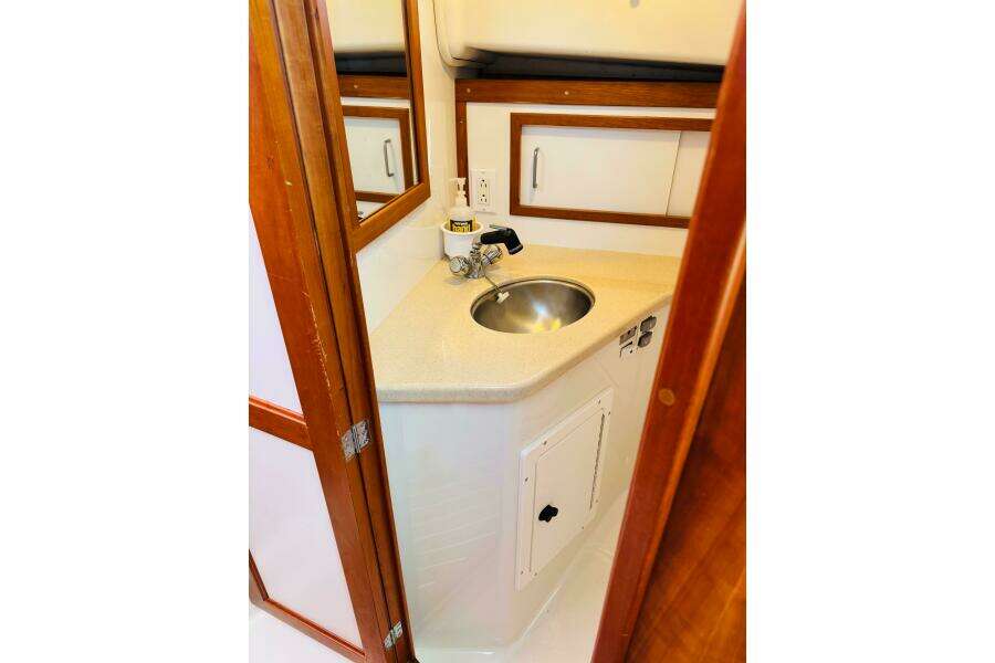 Chance 29ft Back Cove Yacht For Sale