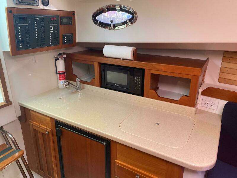 Chance 29ft Back Cove Yacht For Sale