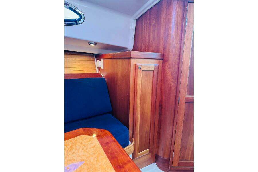 Chance 29ft Back Cove Yacht For Sale
