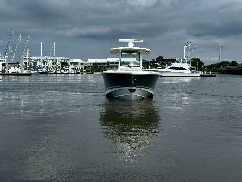 BOTTOMS UP 33ft Boston Whaler Yacht For Sale