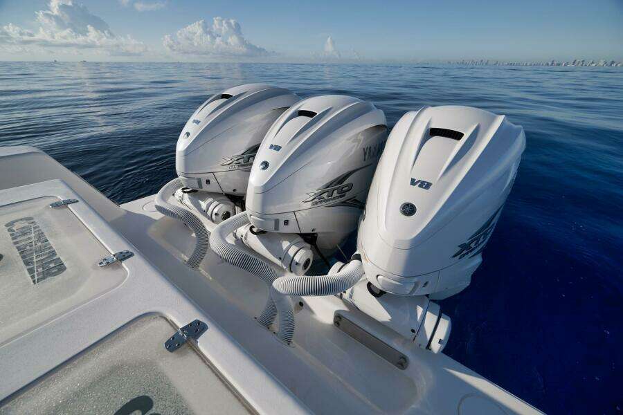 Top Shelf Too 39ft Contender Yacht For Sale