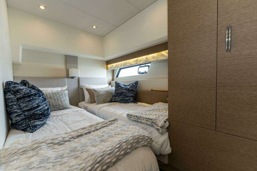 SEEWORTHY 56ft Prestige Yacht For Sale