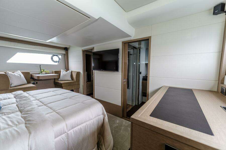 SEEWORTHY 56ft Prestige Yacht For Sale